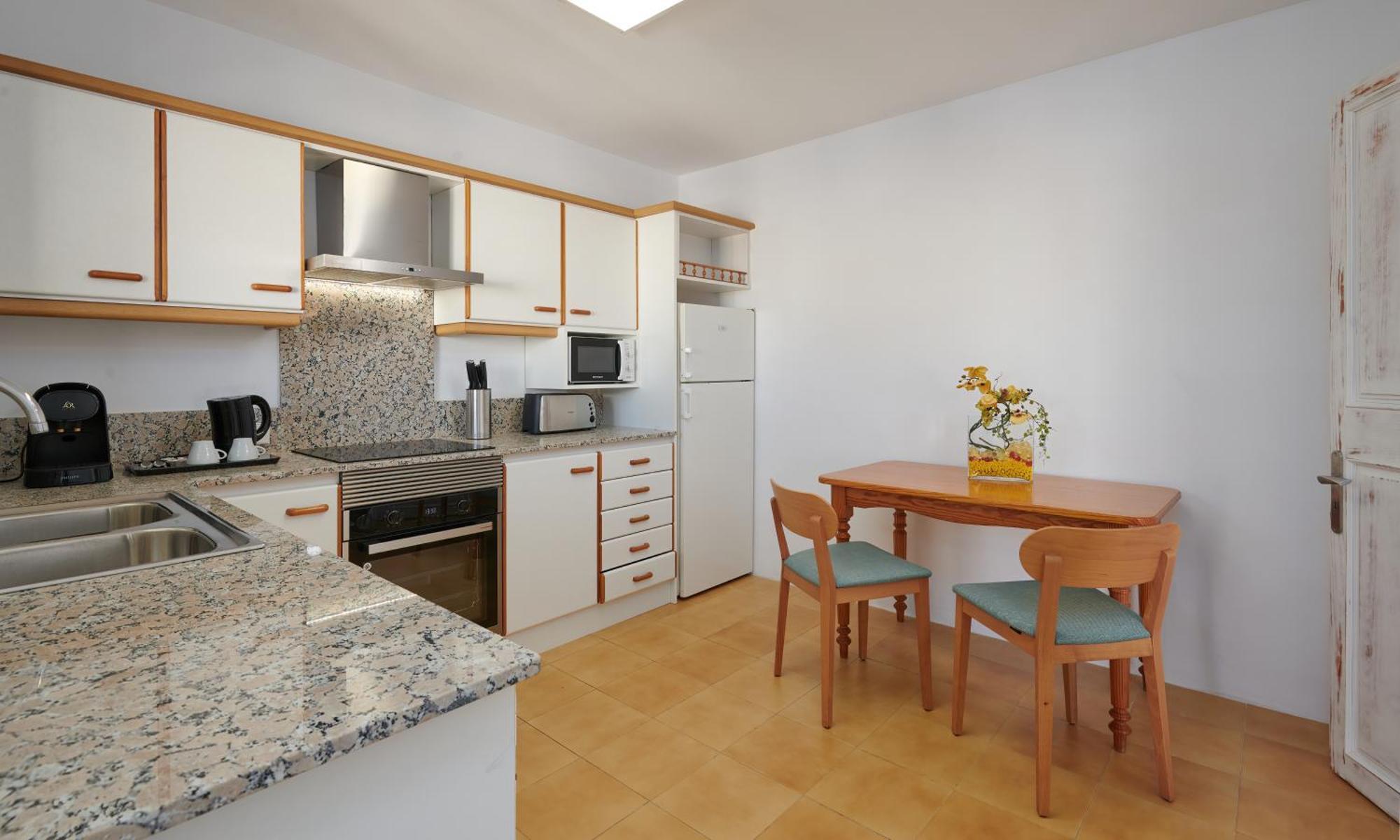 קולוניה סנט ג'ורדי Hotel Colonial מראה חיצוני תמונה